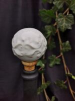 Round Elegance Wine Cork - White color - Image 2