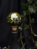 Round Elegance Wine Cork - Mossy green color