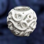 Serenity Glow: The Elegant Round Candle Holder - White crackle color - Image 2
