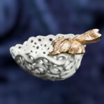 Apple-Shaped Ceramic Bowl - White and gold color - Image 6