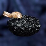 Apple-Shaped Ceramic Bowl - Black and gold color